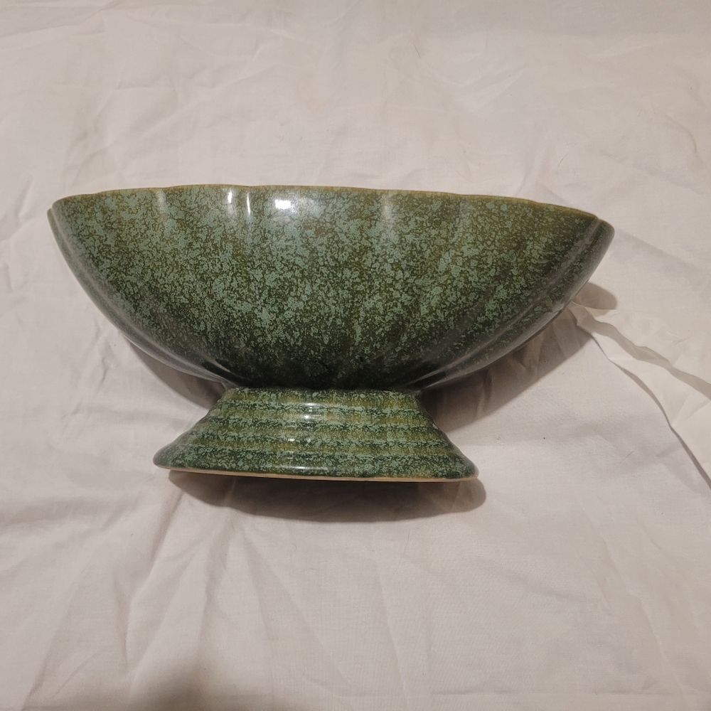 Elegant Green Ceramic Bowl